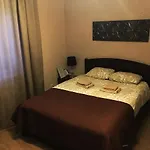 罗卡公寓 *